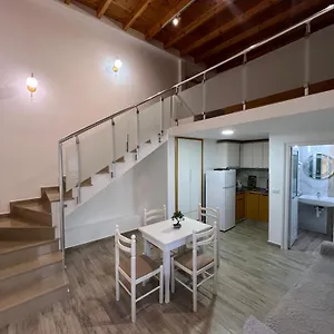 Villa Anxhelo, Vlorë